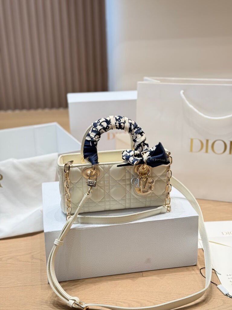 Replica – Lambskin Dior Lady D-Joy Bag (Horizontal Version)