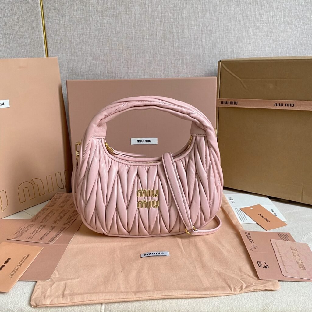 The Miu Wander handbag