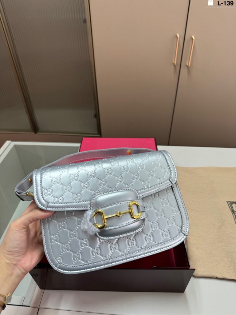 L-139 size 26×16 folding box Kuchi Vintage Silver 1955 Saddle Bag