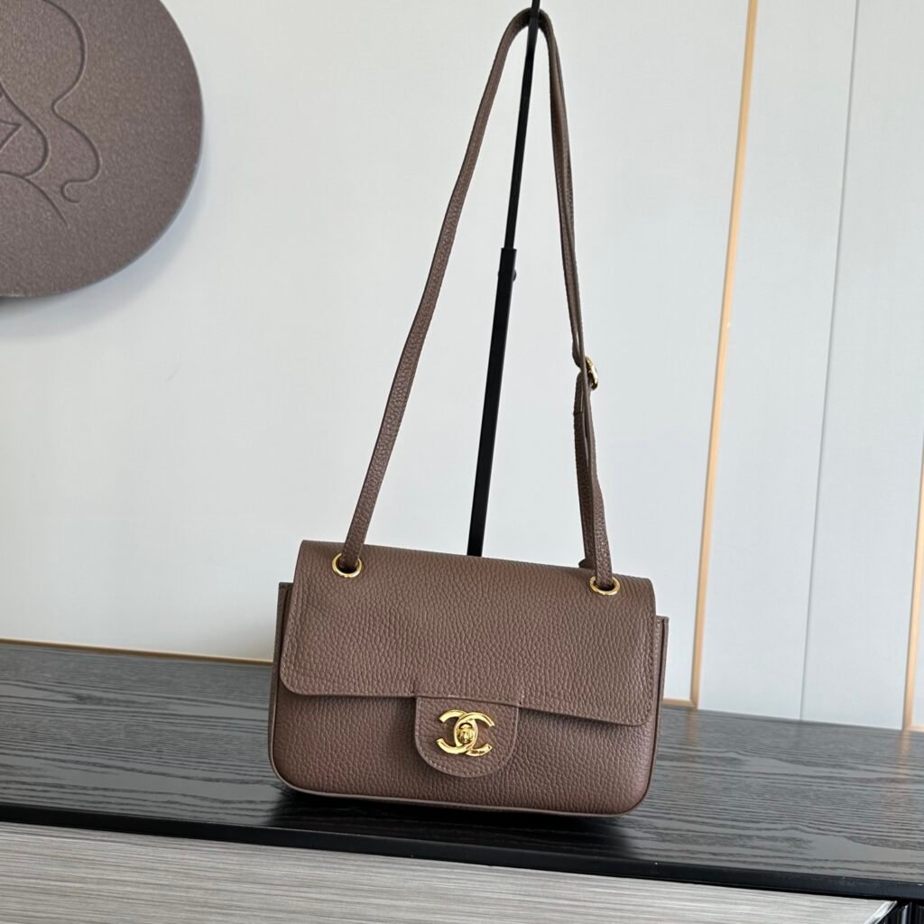 Original leather 'Khaki' OHANEL