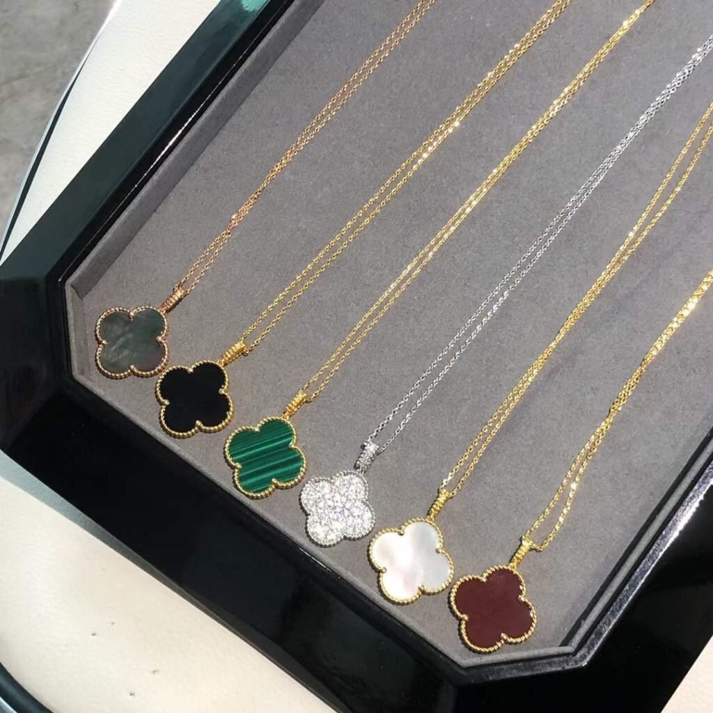 Alhambra Van Cleef & Arpels Large Four-Leaf Clover Necklace