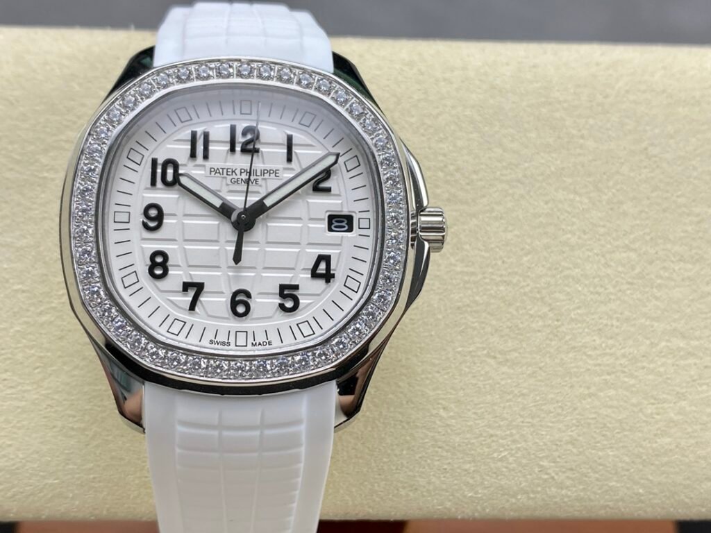 Patek Philippe Minute Repeater with acoustic time indication